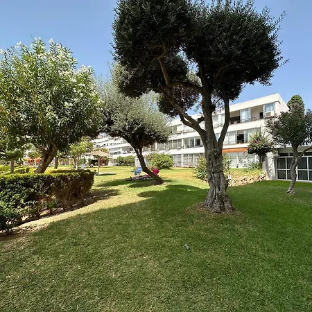 Daire Terramar- Bonito - 2 Hab - Piscina - Wifi *